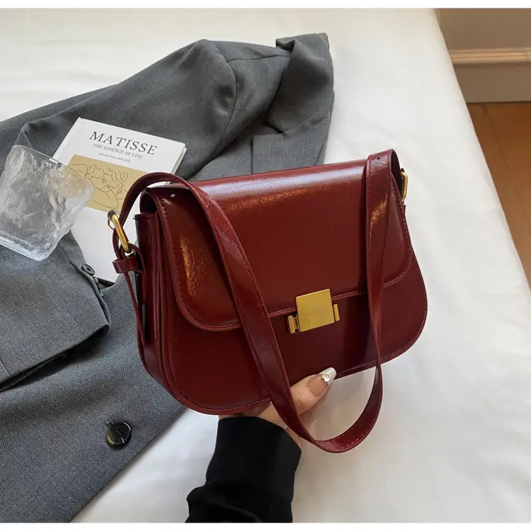 Small Square Tan Leather Shoulder Bag for Women 2024 — feature 14