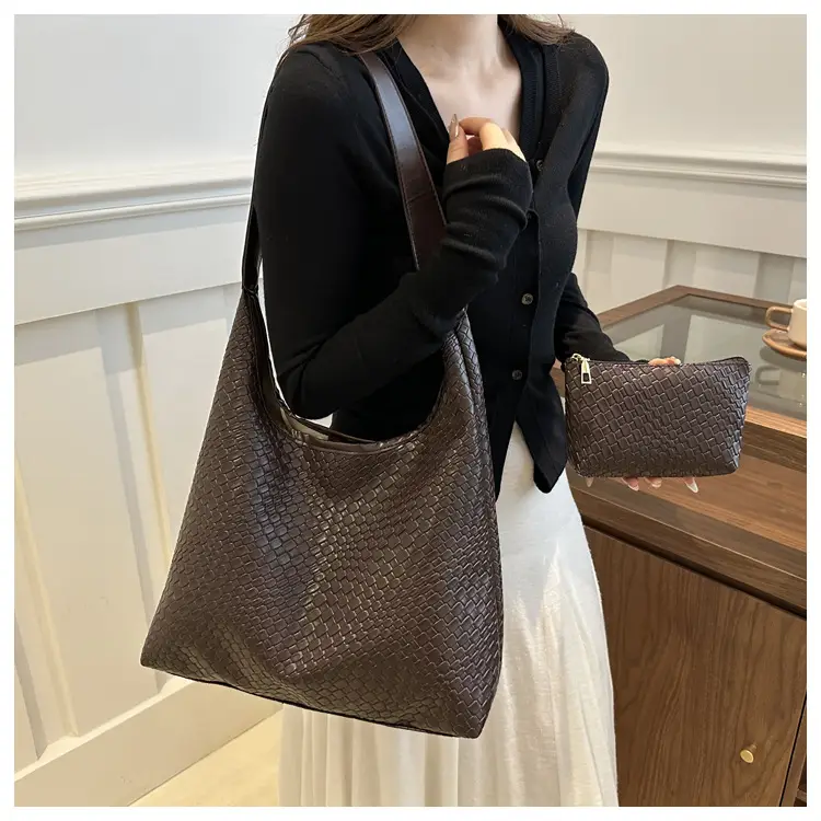 Women's Woven Black Shoulder Crossbody Bag 2024 — feature 17