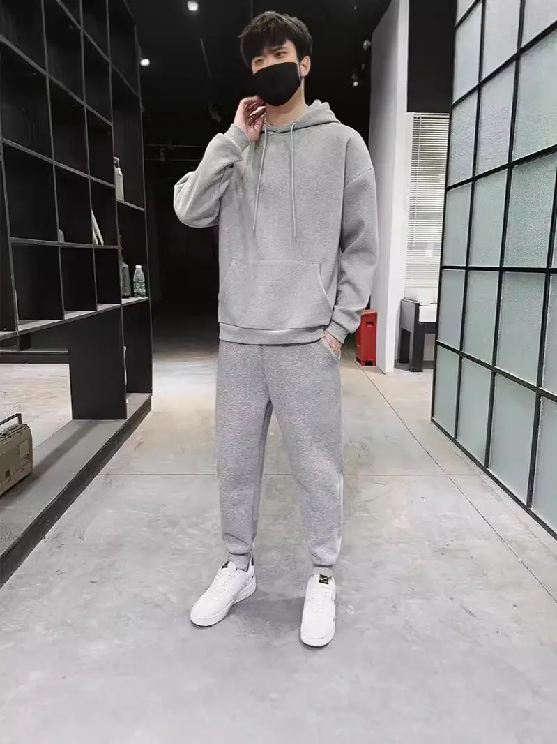 Black Hooded Sweatshirt Set for Men Casual Wear