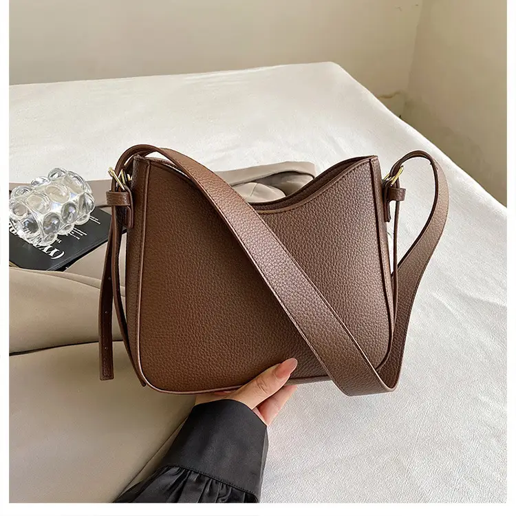 Crossbody Bag Women Retro Design Shoulder Bag Autumn Winter 2024 — feature 19