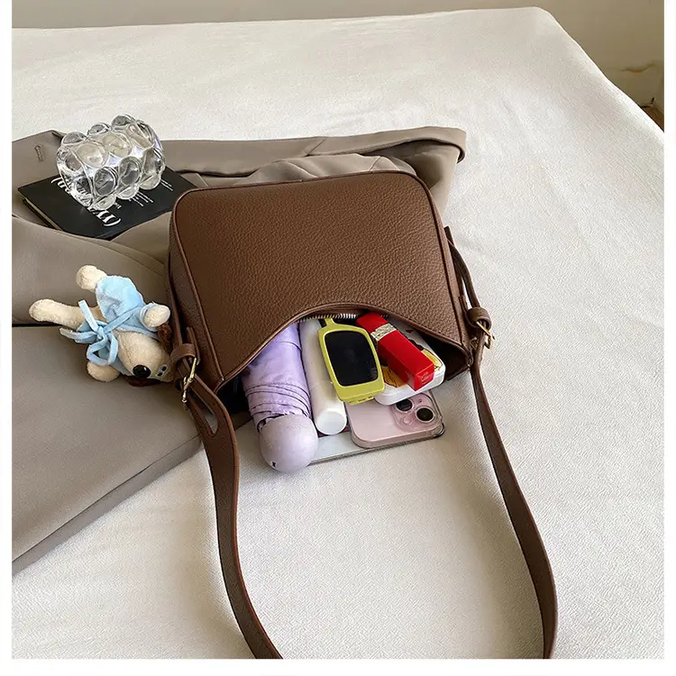 Crossbody Bag Women Retro Design Shoulder Bag Autumn Winter 2024 — feature 25