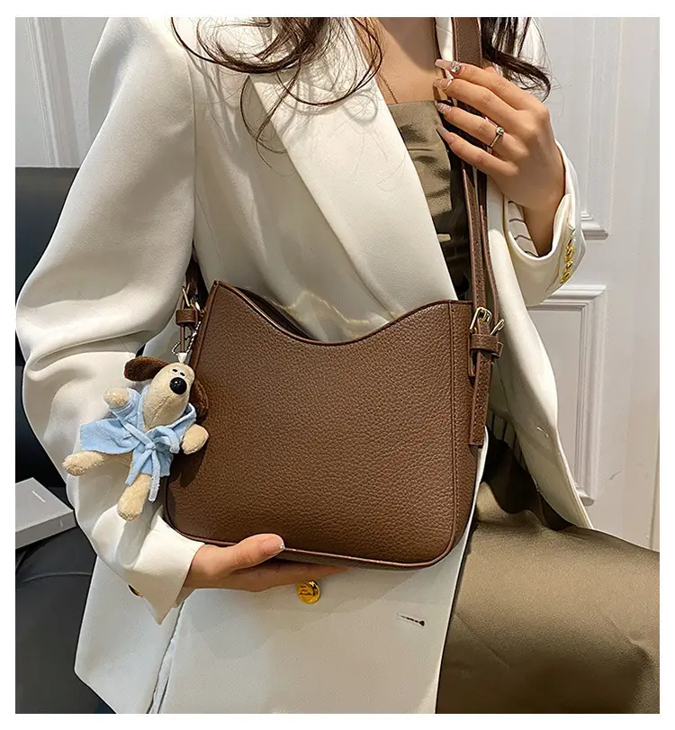 Crossbody Bag Women Retro Design Shoulder Bag Autumn Winter 2024 — feature 3