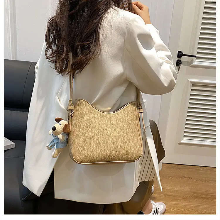 Crossbody Bag Women Retro Design Shoulder Bag Autumn Winter 2024 — feature 31