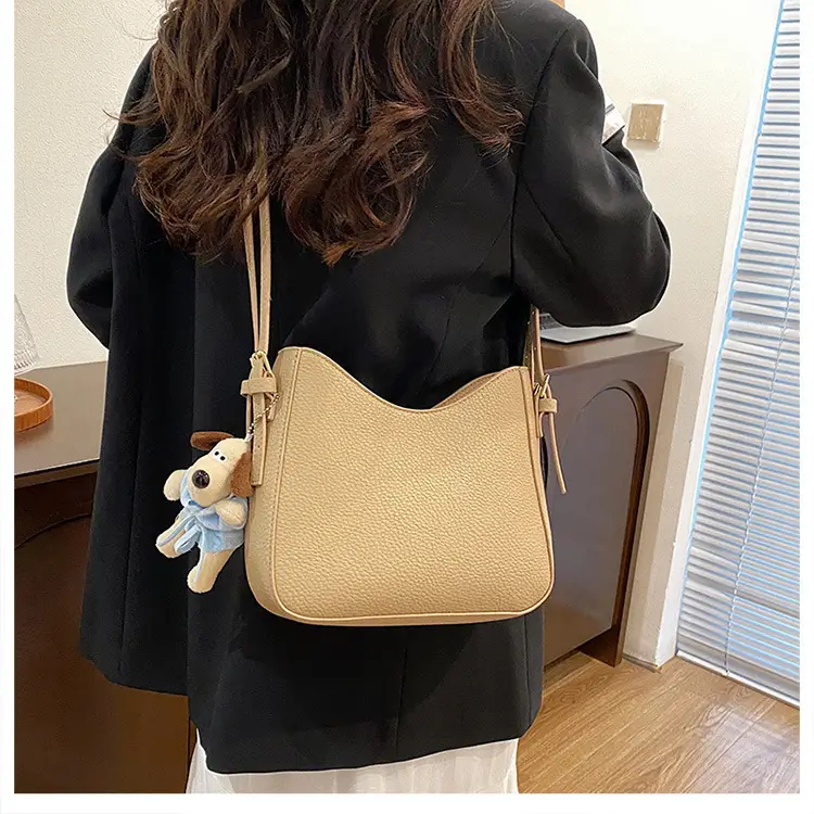 Crossbody Bag Women Retro Design Shoulder Bag Autumn Winter 2024 — feature 42