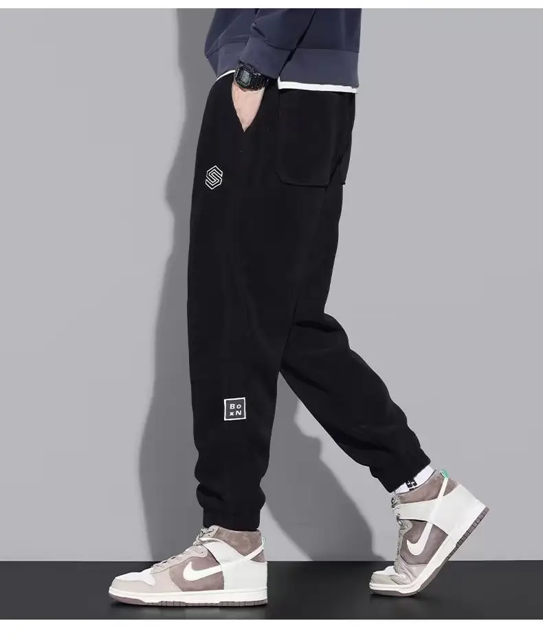 Men's Black Fleece Leg Sweatpants Autumn Winter 2024 — feature 9