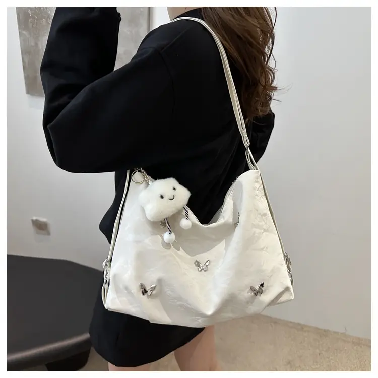 Soft Face Butterfly Shoulder Bag Grey 2024 — feature 22