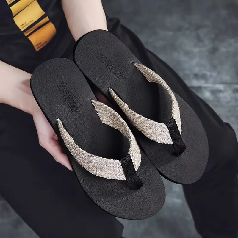 Slippers Men's Summer Non-slip Outdoor Sandals Distinctive Outdoor Sandals Korean-style Fashionable Soft-soled Beach Flip-flops - Image 3