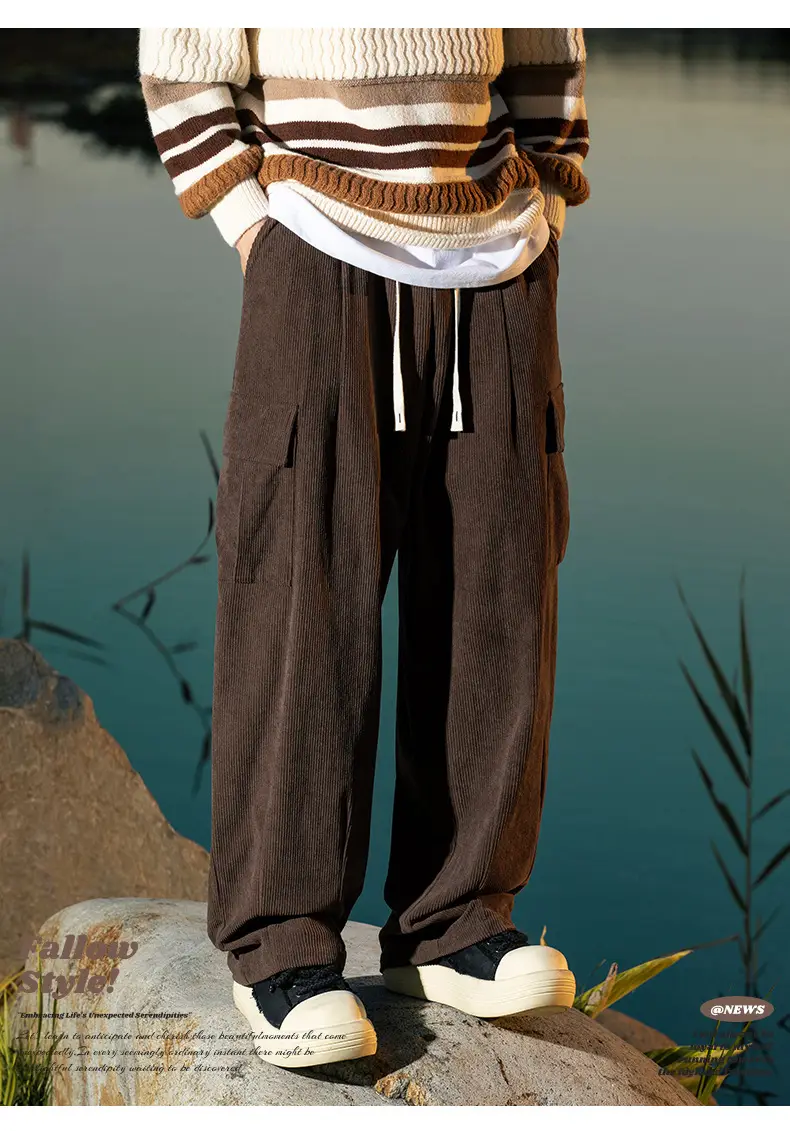 Brown Pleated Cargo Pants with Pockets Large — feature 1