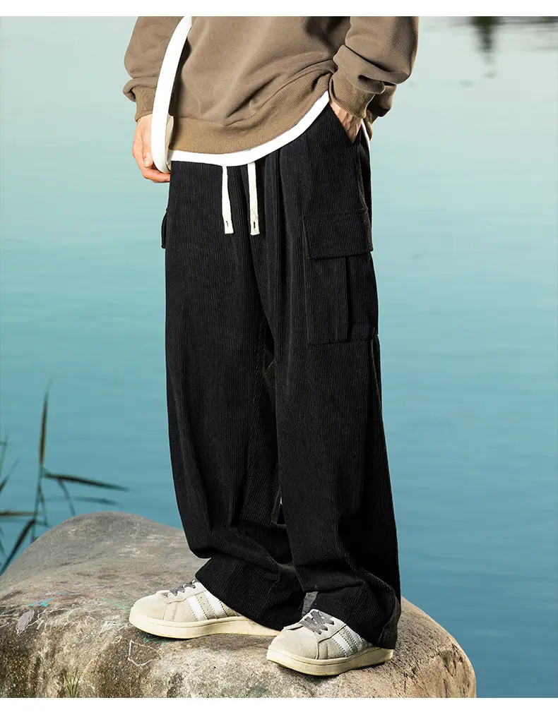 Brown Pleated Cargo Pants with Pockets Large — feature 15