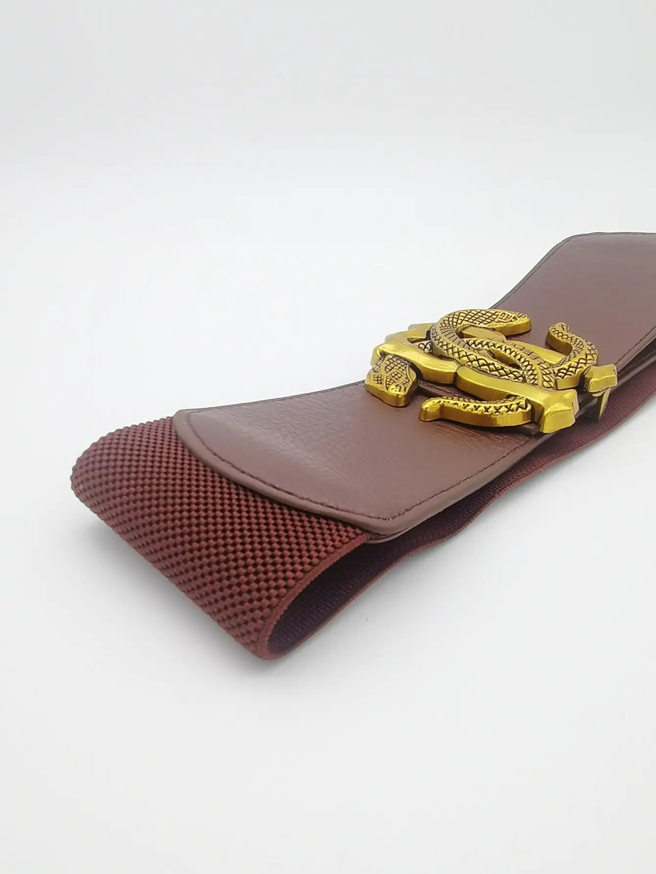 Wide Elastic Belt with Golden Snake Buckle Brown — feature 10