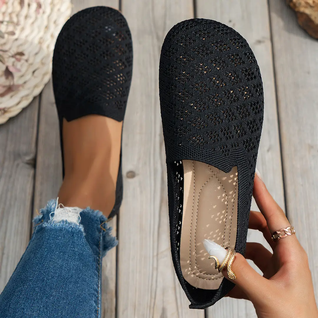 Flat Round-Toe Fly-Knit Women's Shoes 2025 Spring and Autumn Breathable Shallow Casual Versatile Soft-Soled Spring and Autumn Casual Shoes - Image 3