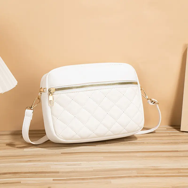 White Rhombus Quilted Shoulder Bag for Women - Image 5