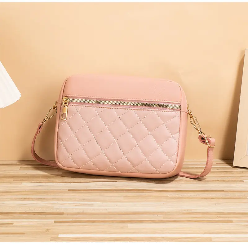 White Rhombus Quilted Shoulder Bag for Women — feature 12