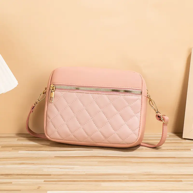 White Rhombus Quilted Shoulder Bag for Women - Image 3