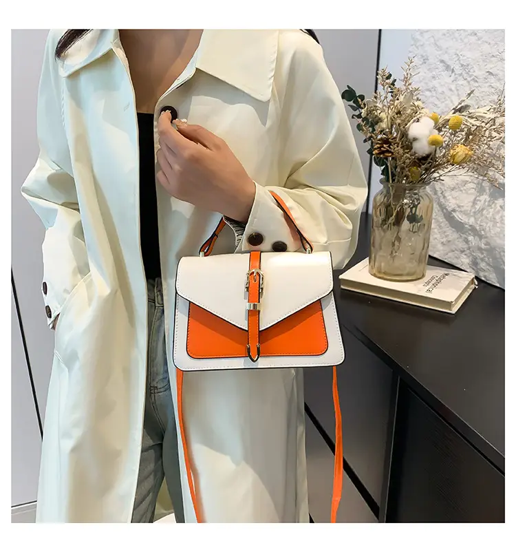 Women's Retro Contrast Shoulder Bag 2024 Autumn — feature 17