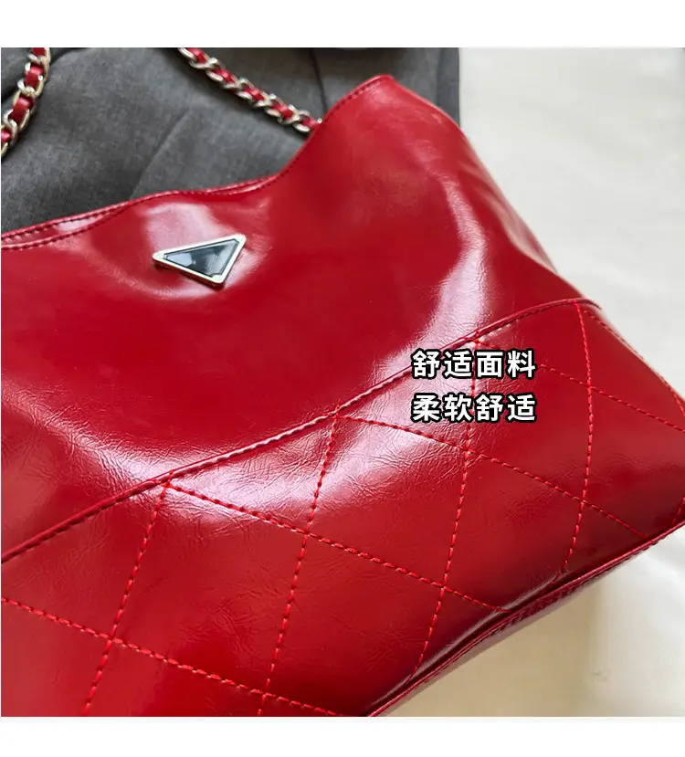Red Quilted Chain Shoulder Bag for Girls 2024 — feature 4