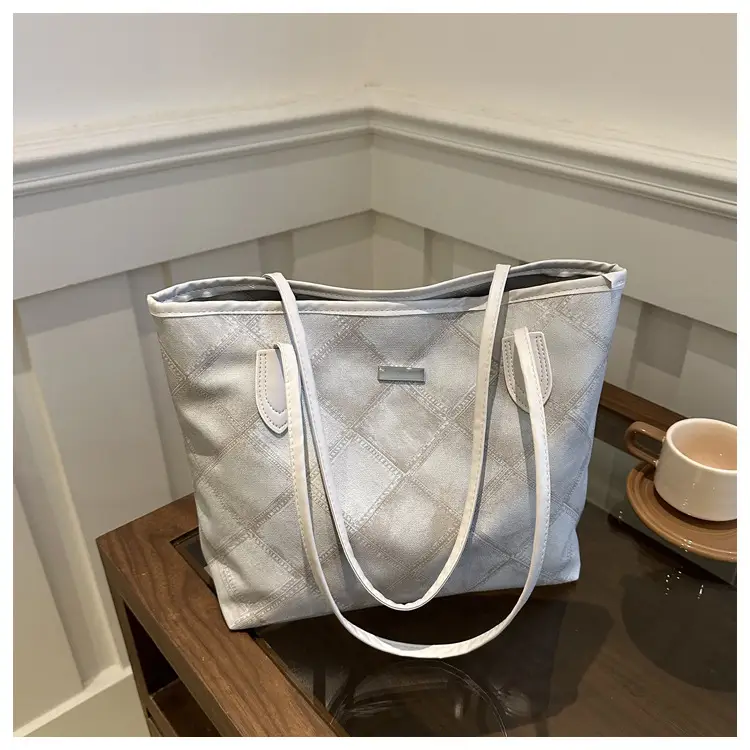 Vintage Rhombic Shoulder Bag for Women 2024 Autumn - Image 10