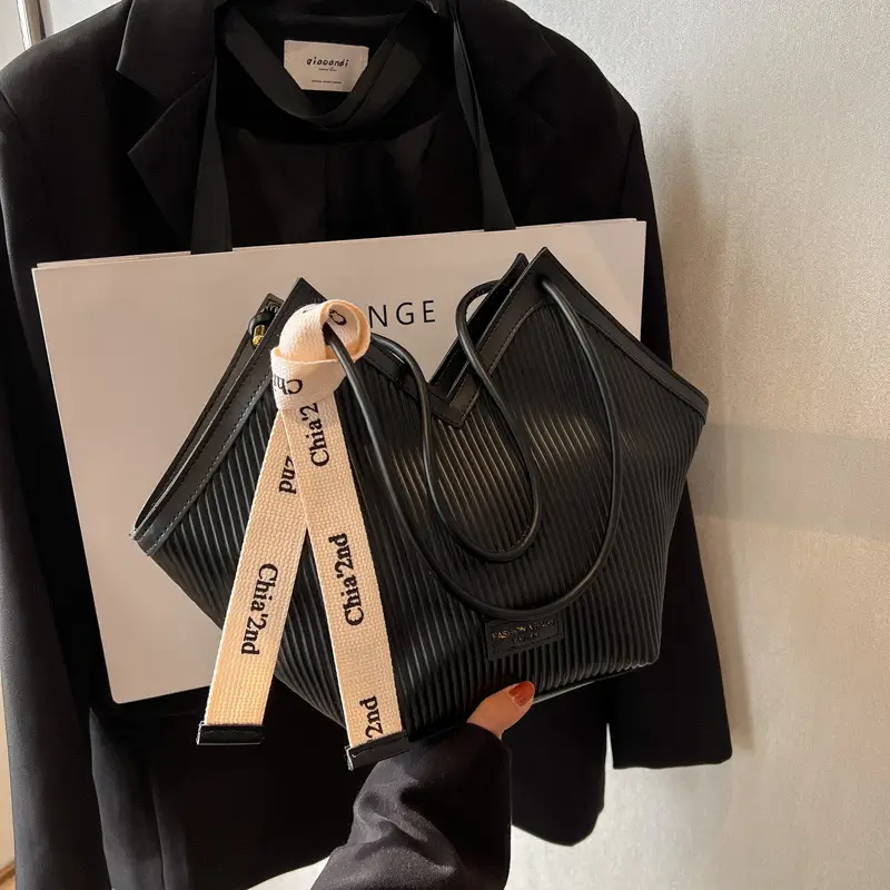 Korean Style 2024 Women's Shoulder Bag Black White - Image 4