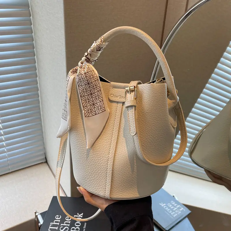 2024 Women's Black Leather Bucket Bag Set of 5 - Image 9