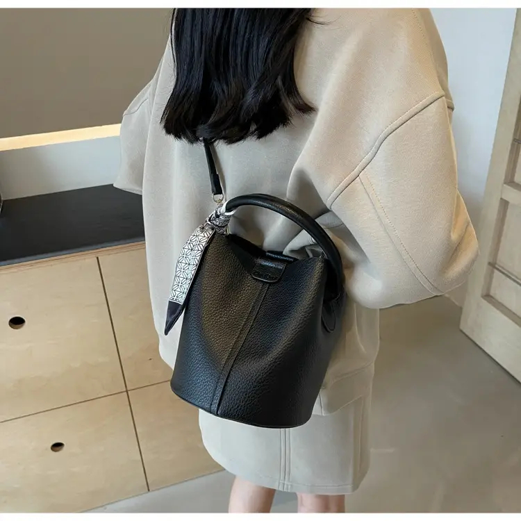 2024 Women's Black Leather Bucket Bag Set of 5 — feature 12