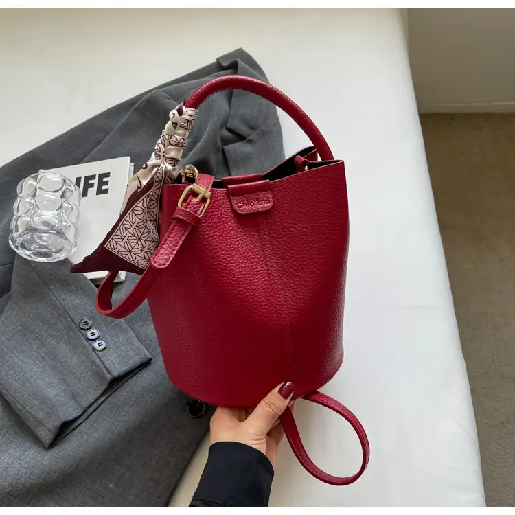 2024 Women's Black Leather Bucket Bag Set of 5 — feature 25
