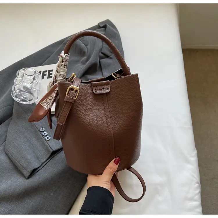 2024 Women's Black Leather Bucket Bag Set of 5 — feature 31