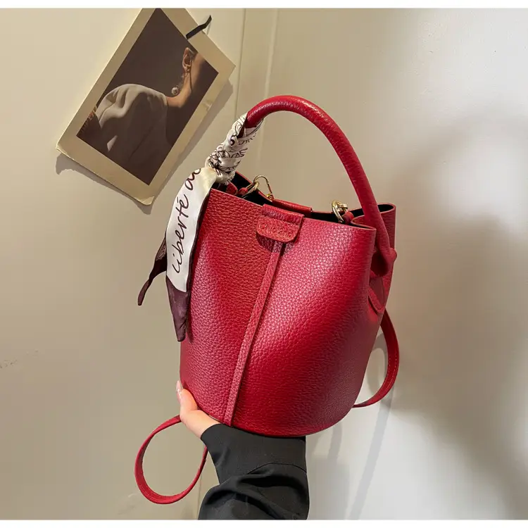 2024 Women's Black Leather Bucket Bag Set of 5 — feature 5