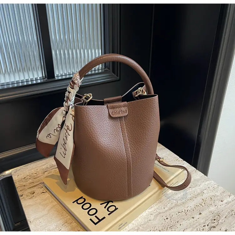 2024 Women's Black Leather Bucket Bag Set of 5 — feature 8