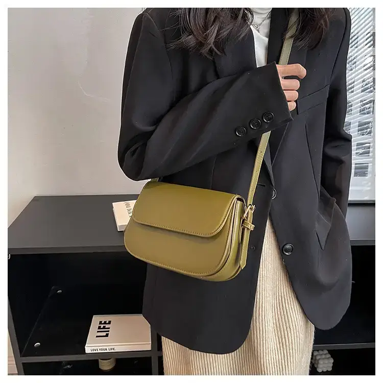 Korean Style PU Leather Messenger Bag for Women — feature 14