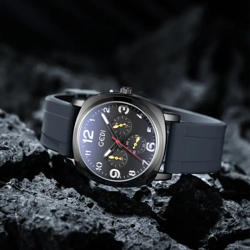 Goldie Men's Black Silicone 3-Eye Watch - Image 6