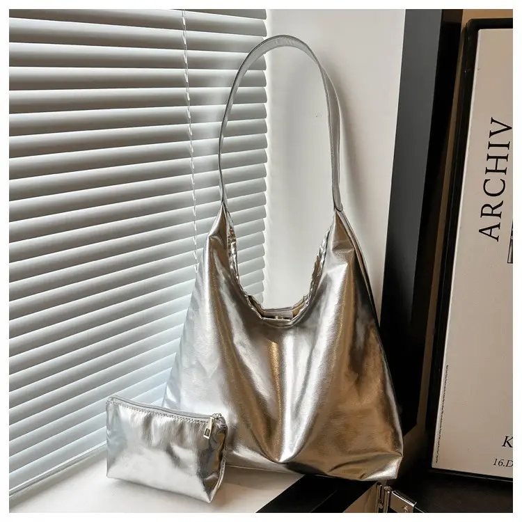 Silver Metallic Shoulder Bag for Women 2024 Autumn — feature 10