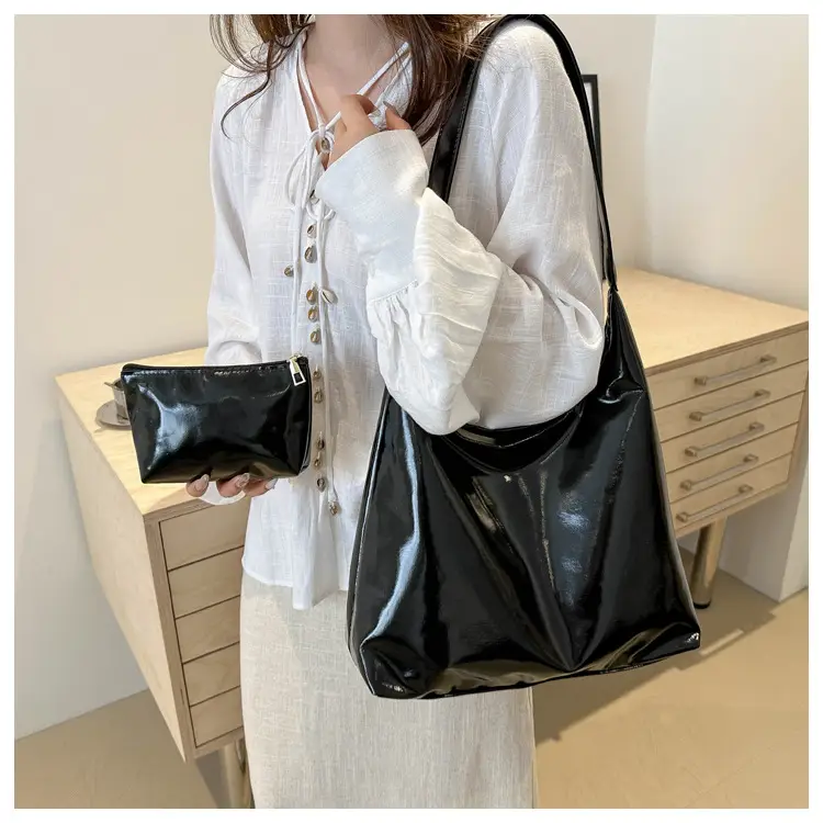 Silver Metallic Shoulder Bag for Women 2024 Autumn — feature 31