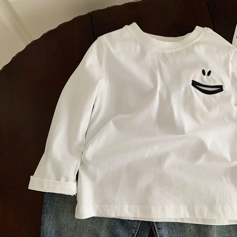 White Smiley Face Long Sleeve T-Shirt for Boys 2024 — feature 12