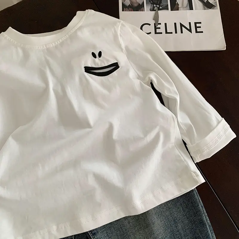 White Smiley Face Long Sleeve T-Shirt for Boys 2024 — feature 7