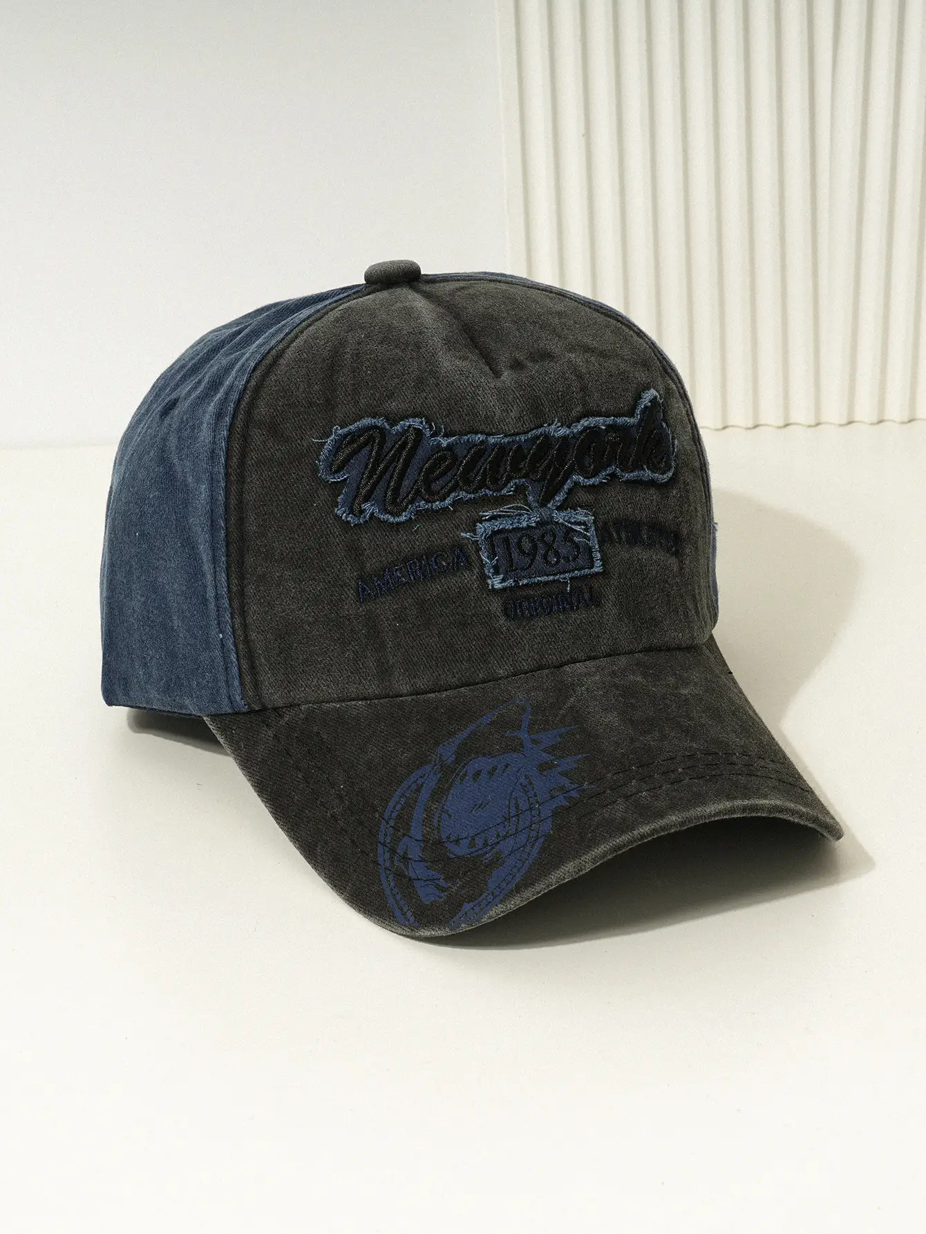 New Men's Blue Baseball Cap with American Flag & 1985 Design — feature 5