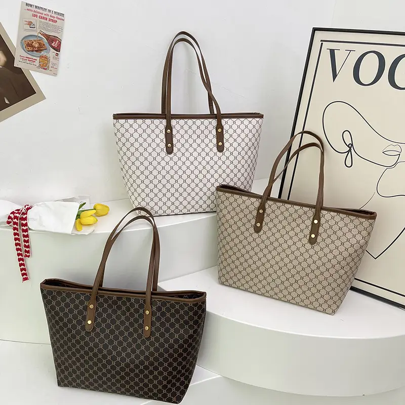 Commuting Personalized Large-Capacity Tote Bag for Women 2025 Summer New Style Beautiful Niche Trendyy Shoulder Bag Texture Women's Bag