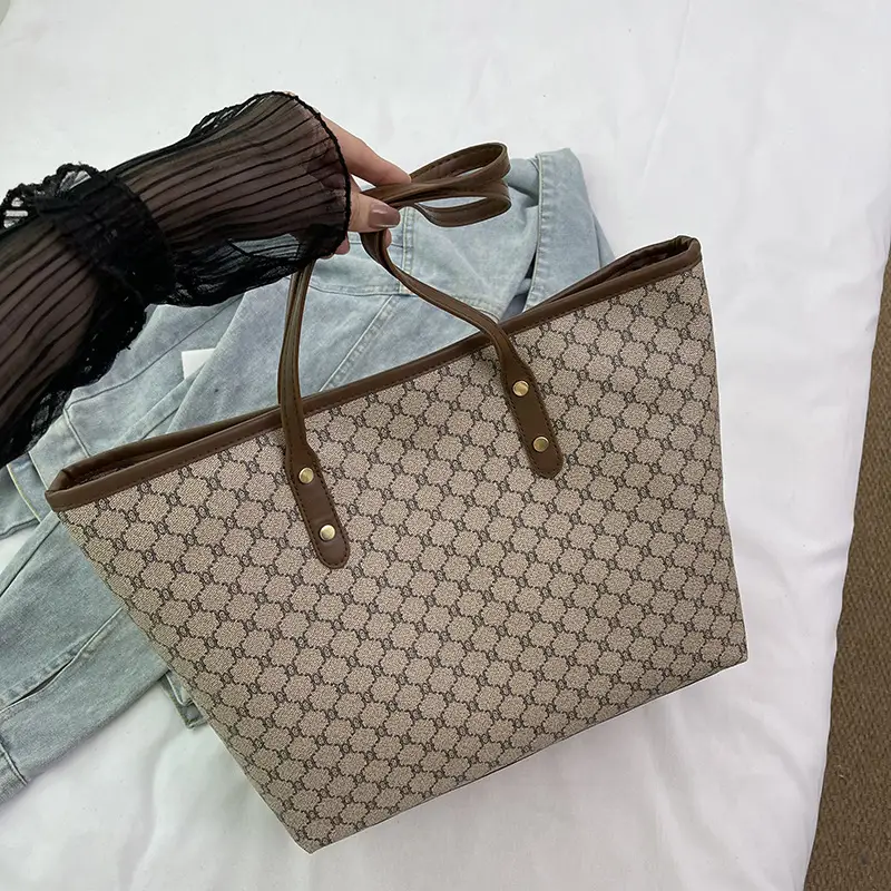 Commuting Personalized Large-Capacity Tote Bag for Women 2025 Summer New Style Beautiful Niche Trendyy Shoulder Bag Texture Women's Bag