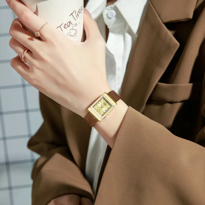 Gold Vintage Square Plate Women's Pebble Strap Quartz Watch - Image 10