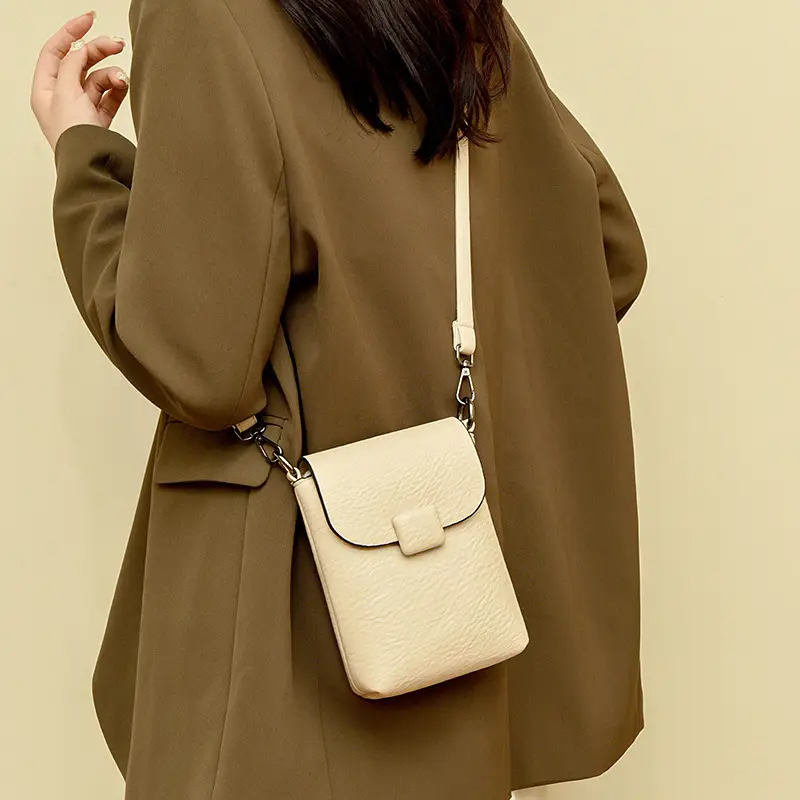 2025 New Crossbody Bag Women's Niche Elephant Pattern