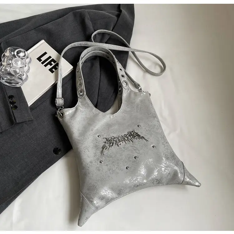 Black Sparkly Underarm Bag for Women 2024