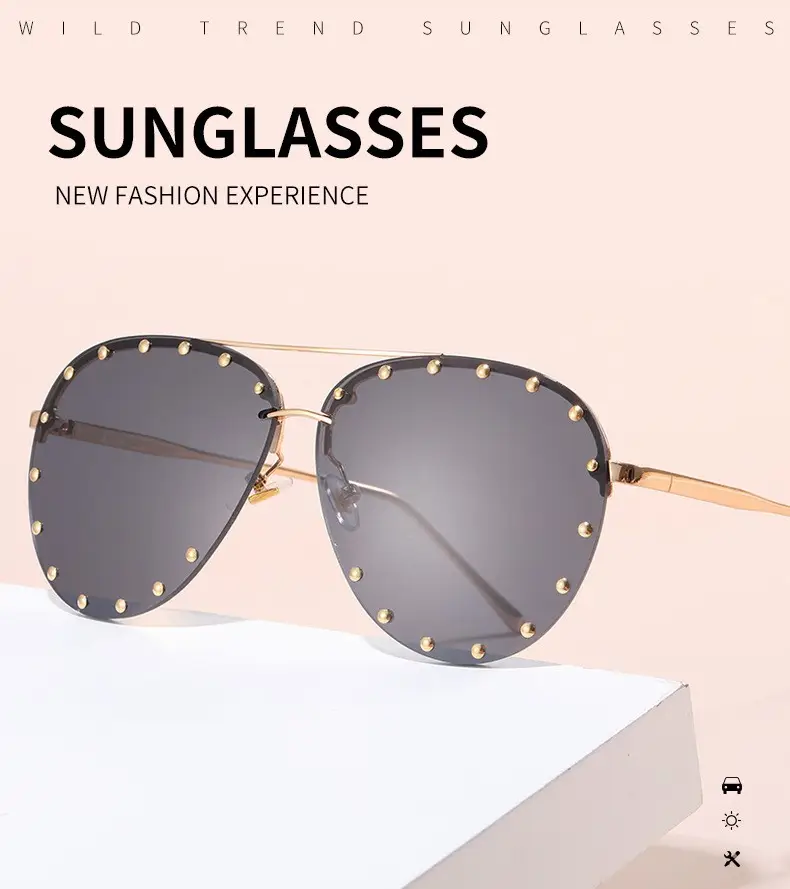 Women's Metal Sunglasses with Clear Tinted Frames — feature 5