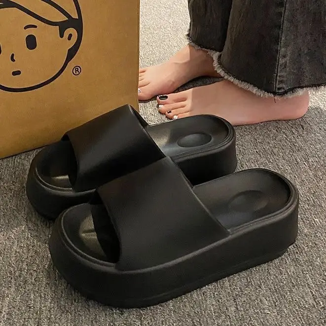 High-grade shit-feeling eva slippers women's outdoor wear fashion home non-slip deodorant beach soft platform sandals - Image 3