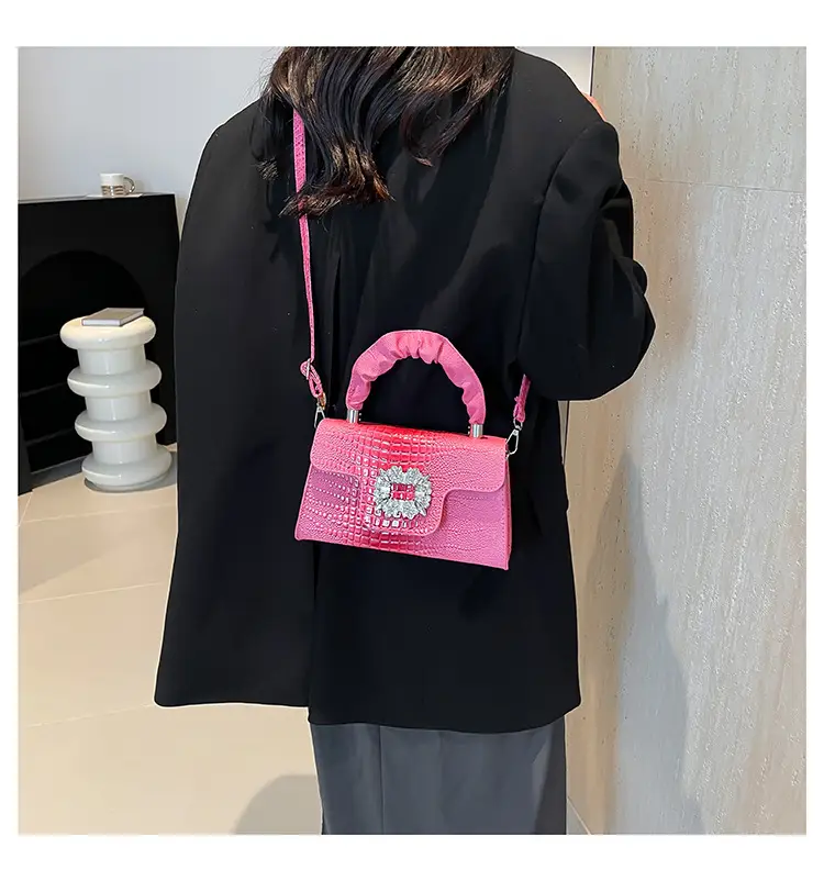 Black Diamond Handbag for Women 2024 — feature 23