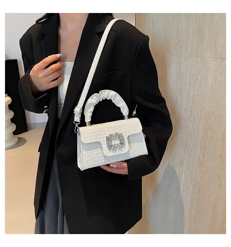 Black Diamond Handbag for Women 2024 — feature 25