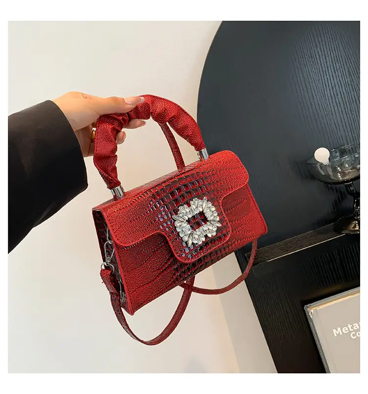 Black Diamond Handbag for Women 2024 — feature 46