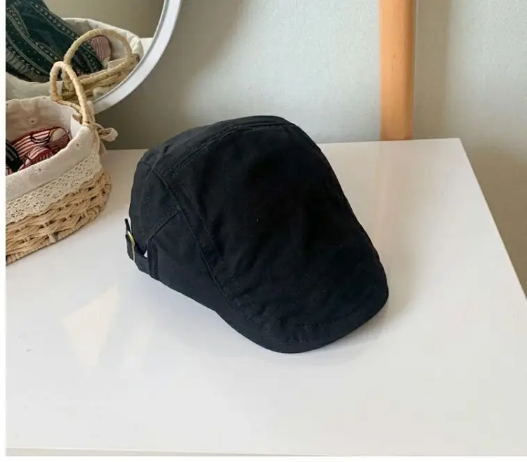 Women Reverse-Wear Beret Cap 2026 Small Size — feature 12