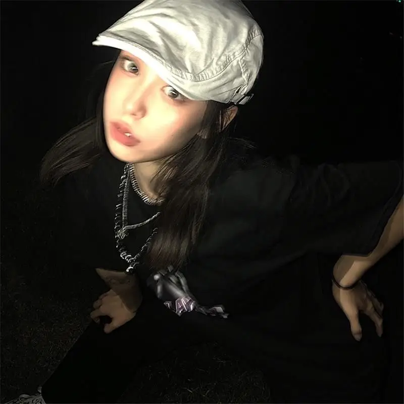 Women Reverse-Wear Beret Cap 2026 Small Size - Image 3
