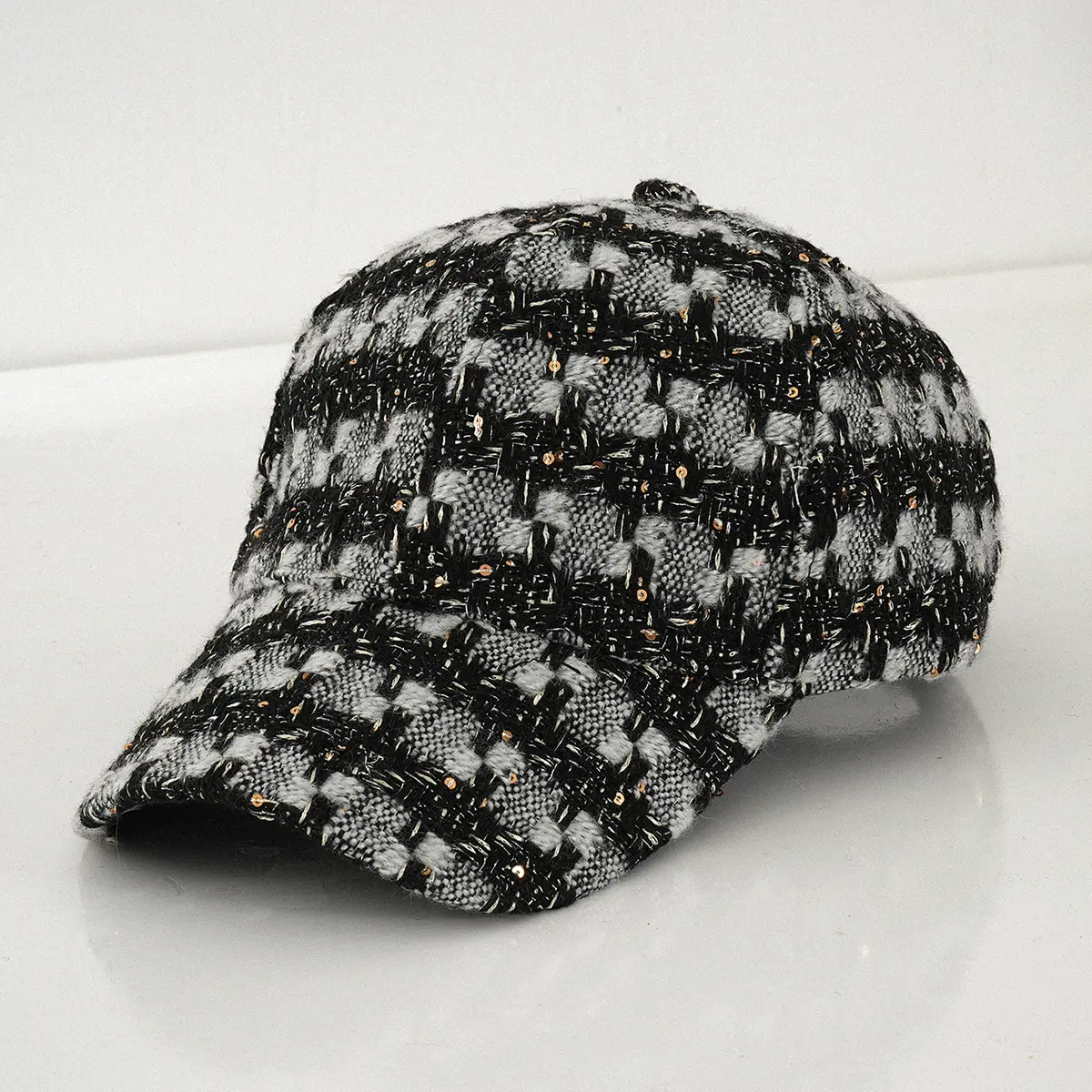 Korean-style Plaid Warm Baseball Cap for Men Women Winter Outdoor — feature 4