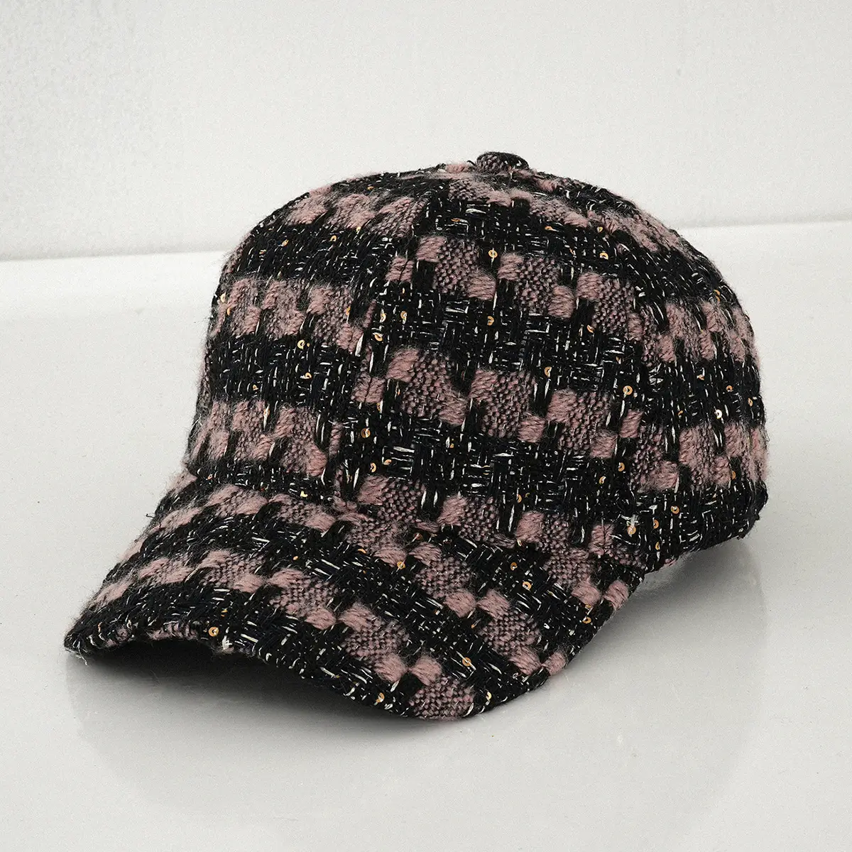 Korean-style Plaid Warm Baseball Cap for Men Women Winter Outdoor — feature 5