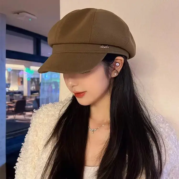 Black French Retro Newsboy Cap for Women - Image 7